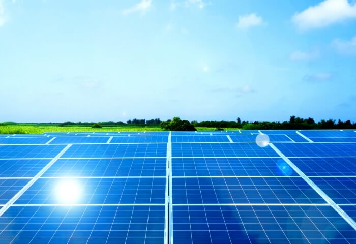 野立て太陽光発電のイメージ
